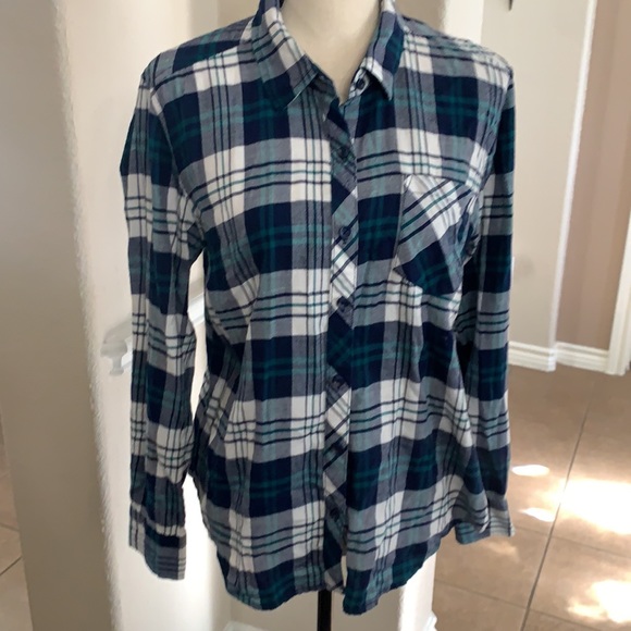 Faded Glory Tops - Faded Glory blue plaid flannel button down long sleeve shirt